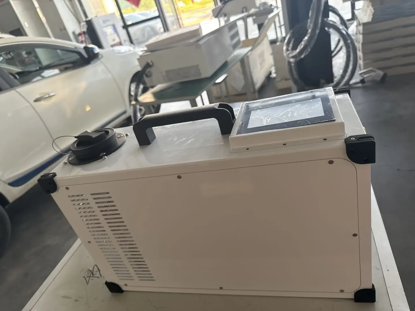 ポータブルDC EV急速充電ステーション 移動式CCS2タイ - Portable Dc Fast Charger 20Kw Ccs2 のレビューと価格